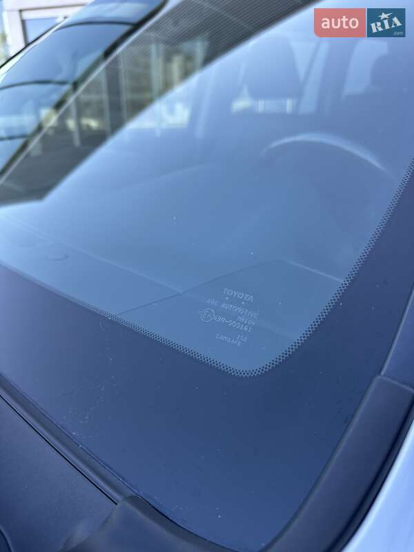 Внедорожник / Кроссовер Toyota Land Cruiser Prado 2020 в Киеве