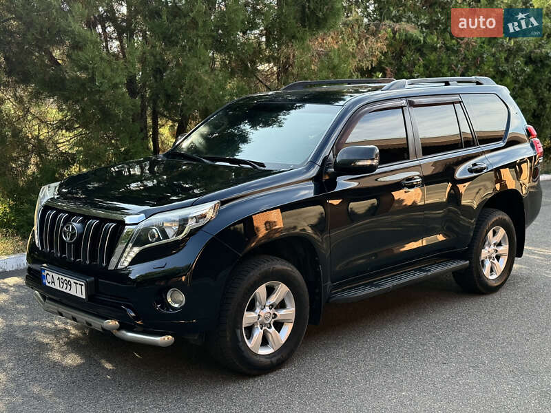 Внедорожник / Кроссовер Toyota Land Cruiser Prado 2014 в 