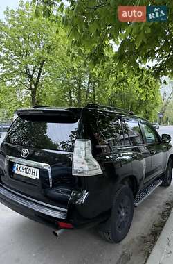 Позашляховик / Кросовер Toyota Land Cruiser Prado 2010 в 