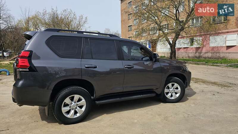 Позашляховик / Кросовер Toyota Land Cruiser Prado 2020 в Шостці