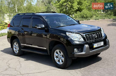 Внедорожник / Кроссовер Toyota Land Cruiser Prado 2011 в 