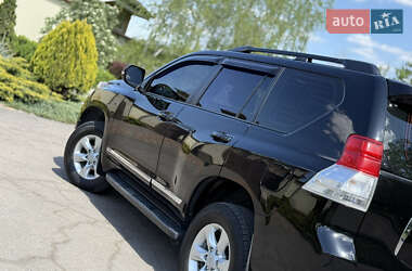 Внедорожник / Кроссовер Toyota Land Cruiser Prado 2011 в 