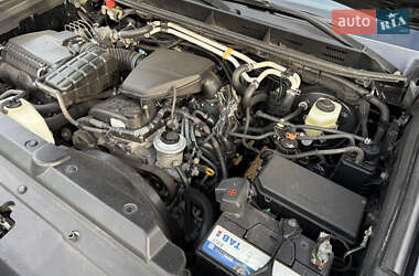 Внедорожник / Кроссовер Toyota Land Cruiser Prado 2011 в 