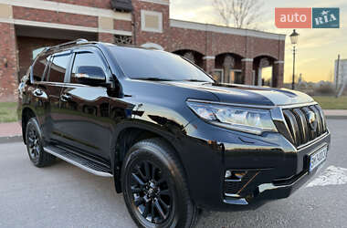 Позашляховик / Кросовер Toyota Land Cruiser Prado 2020 в 