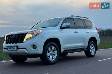 Внедорожник / Кроссовер Toyota Land Cruiser Prado 2013 в 