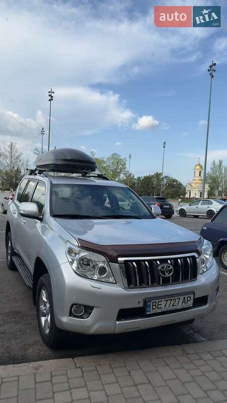 Toyota Land Cruiser Prado 2013