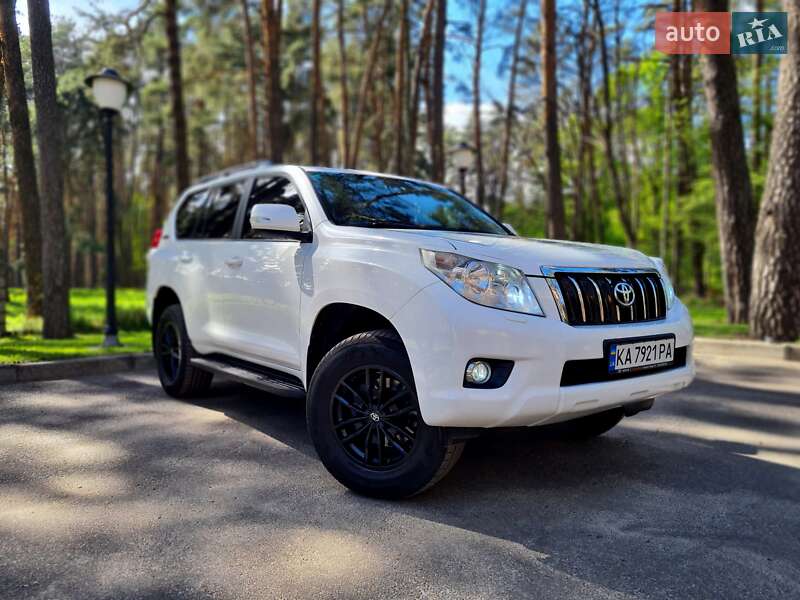 Toyota Land Cruiser Prado 2012