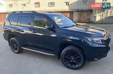 Внедорожник / Кроссовер Toyota Land Cruiser Prado 2020 в Киеве