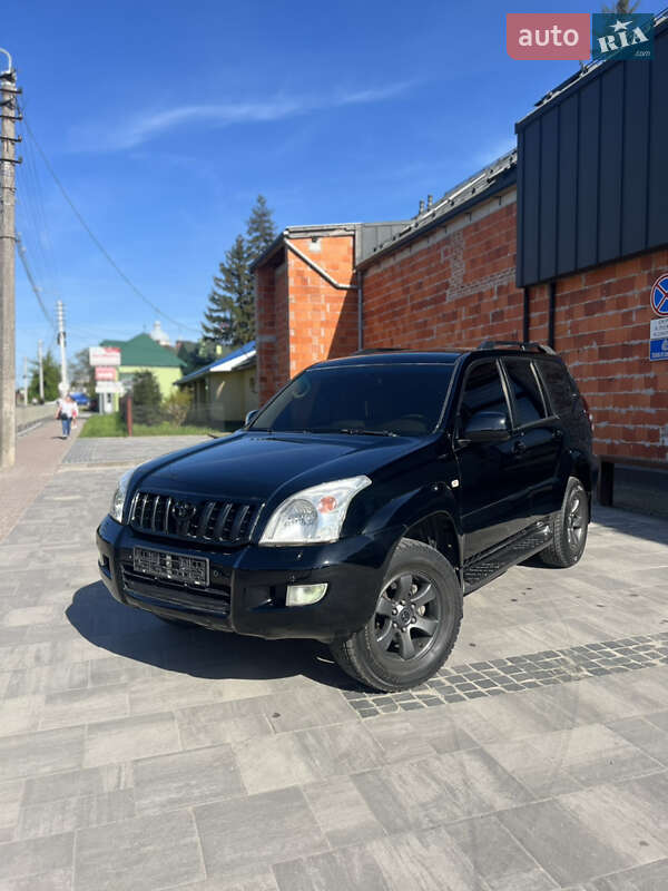 Позашляховик / Кросовер Toyota Land Cruiser Prado 2007 в Львові