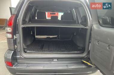 Внедорожник / Кроссовер Toyota Land Cruiser Prado 2005 в 