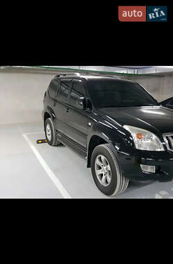 Позашляховик / Кросовер Toyota Land Cruiser Prado 2007 в 