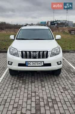 Внедорожник / Кроссовер Toyota Land Cruiser Prado 2012 в 