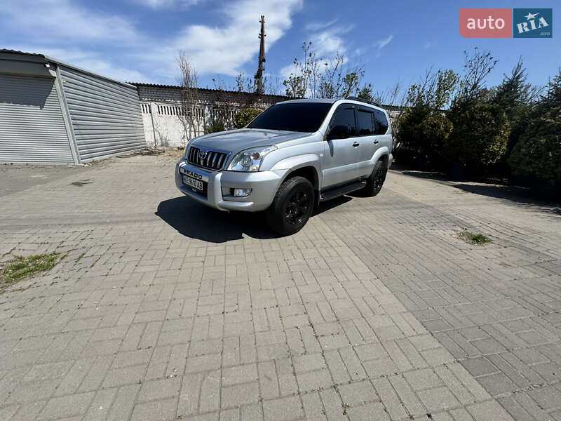 Позашляховик / Кросовер Toyota Land Cruiser Prado 2003 в Дніпрі