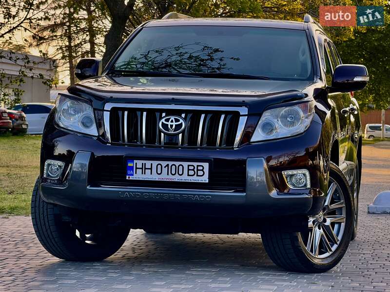 Позашляховик / Кросовер Toyota Land Cruiser Prado 2010 в Одесі