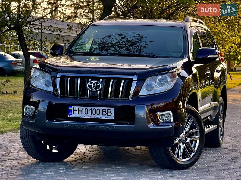 Позашляховик / Кросовер Toyota Land Cruiser Prado 2010 в Одесі
