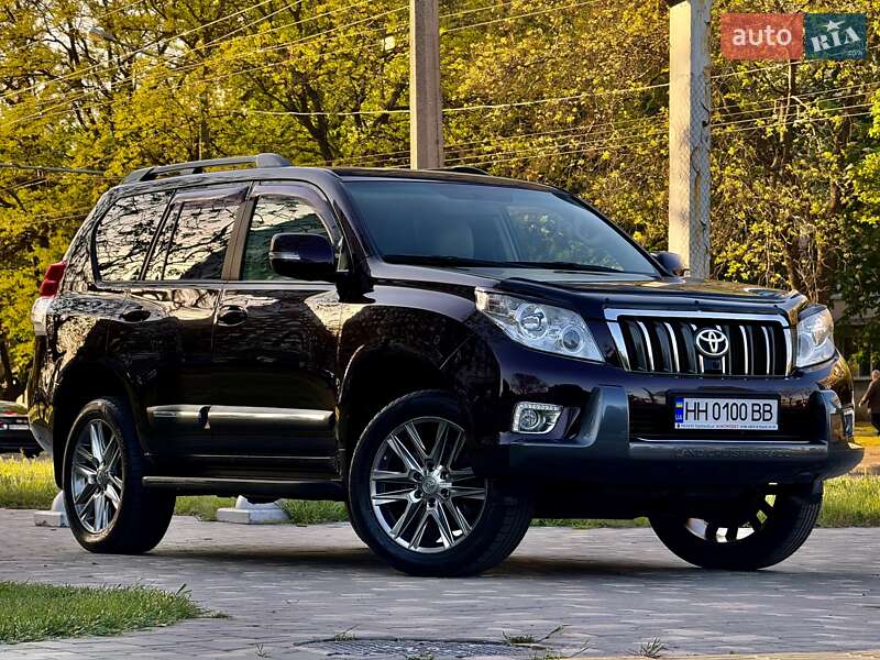 Позашляховик / Кросовер Toyota Land Cruiser Prado 2010 в Одесі