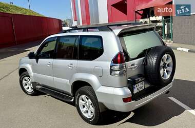 Внедорожник / Кроссовер Toyota Land Cruiser Prado 2006 в 
