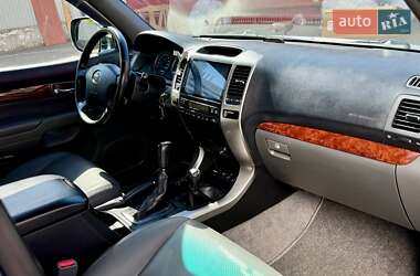 Внедорожник / Кроссовер Toyota Land Cruiser Prado 2006 в 