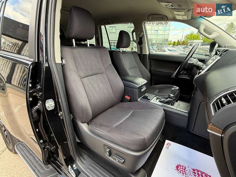 Внедорожник / Кроссовер Toyota Land Cruiser Prado 2022 в Киеве