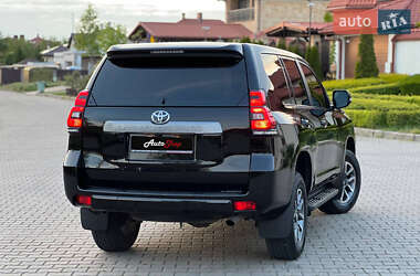 Внедорожник / Кроссовер Toyota Land Cruiser Prado 2022 в 