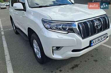 Внедорожник / Кроссовер Toyota Land Cruiser Prado 2019 в Киеве