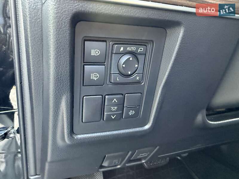 Позашляховик / Кросовер Toyota Land Cruiser Prado 2022 в Києві