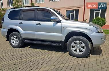 Внедорожник / Кроссовер Toyota Land Cruiser Prado 2003 в Черновцах