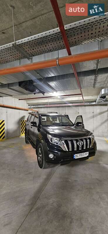 Внедорожник / Кроссовер Toyota Land Cruiser Prado 2014 в 