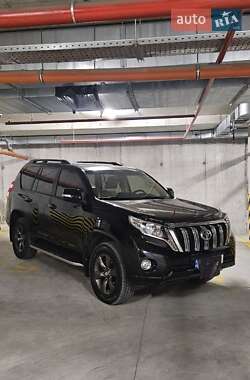 Внедорожник / Кроссовер Toyota Land Cruiser Prado 2014 в 