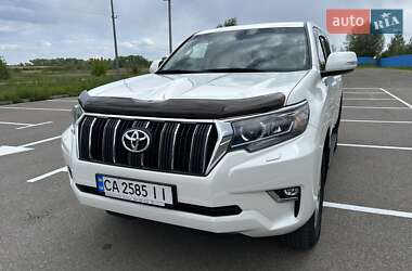 Внедорожник / Кроссовер Toyota Land Cruiser Prado 2018 в 