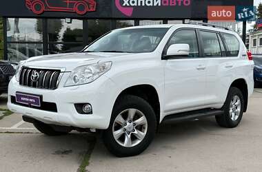 Позашляховик / Кросовер Toyota Land Cruiser Prado 2012 в Києві