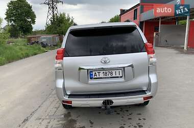 Позашляховик / Кросовер Toyota Land Cruiser Prado 2011 в 