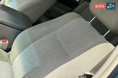 Позашляховик / Кросовер Toyota Land Cruiser Prado 2003 в 