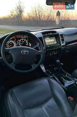Позашляховик / Кросовер Toyota Land Cruiser Prado 2006 в 