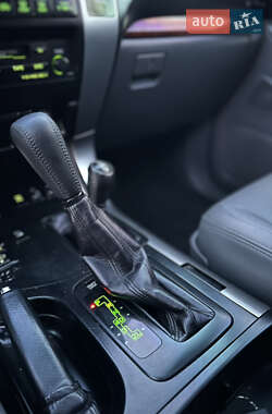 Позашляховик / Кросовер Toyota Land Cruiser Prado 2006 в 