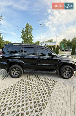 Внедорожник / Кроссовер Toyota Land Cruiser Prado 2007 в 