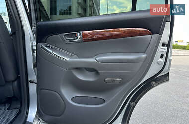 Внедорожник / Кроссовер Toyota Land Cruiser Prado 2005 в 