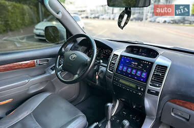 Внедорожник / Кроссовер Toyota Land Cruiser Prado 2005 в 