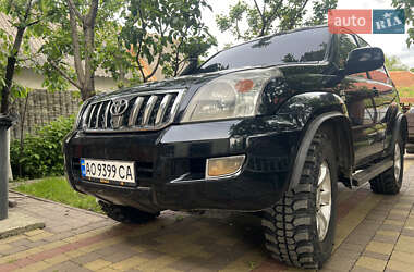 Внедорожник / Кроссовер Toyota Land Cruiser Prado 2003 в Сваляве