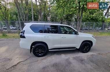 Позашляховик / Кросовер Toyota Land Cruiser Prado 2021 в Дніпрі