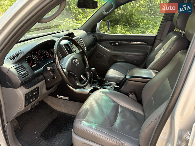 Внедорожник / Кроссовер Toyota Land Cruiser Prado 2008 в Ахтырке
