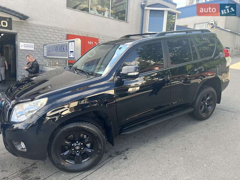 Toyota Land Cruiser Prado 2013