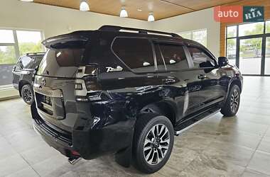 Внедорожник / Кроссовер Toyota Land Cruiser Prado 2022 в 