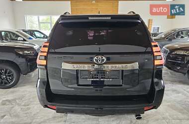 Внедорожник / Кроссовер Toyota Land Cruiser Prado 2022 в 