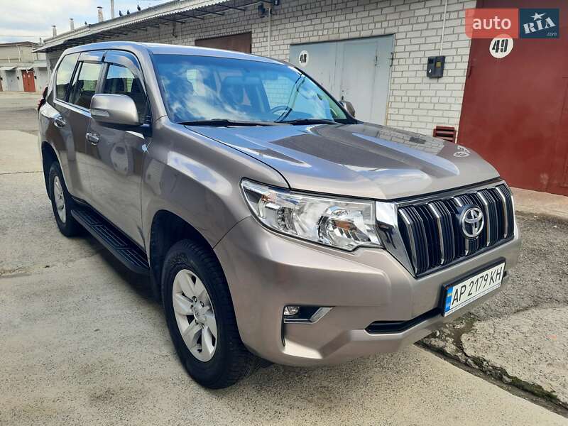 Toyota Land Cruiser Prado 2018