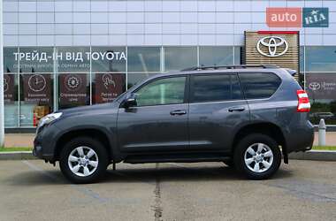 Позашляховик / Кросовер Toyota Land Cruiser Prado 2016 в 