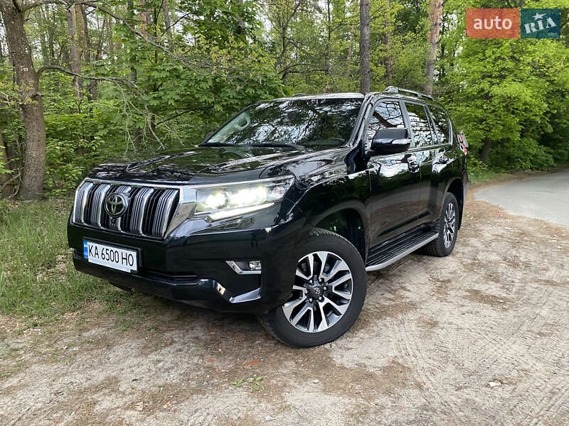 Toyota Land Cruiser Prado 2022