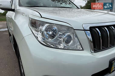 Позашляховик / Кросовер Toyota Land Cruiser Prado 2010 в 