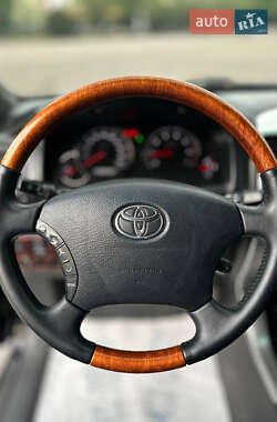 Позашляховик / Кросовер Toyota Land Cruiser Prado 2004 в 