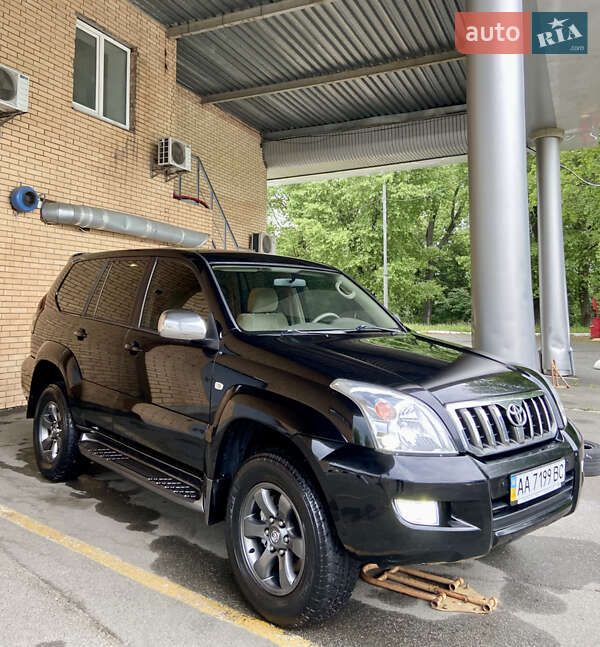 Позашляховик / Кросовер Toyota Land Cruiser Prado 2006 в Києві